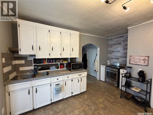 205 1st St W, Carlyle, SK, S0C0R0 | Card Image