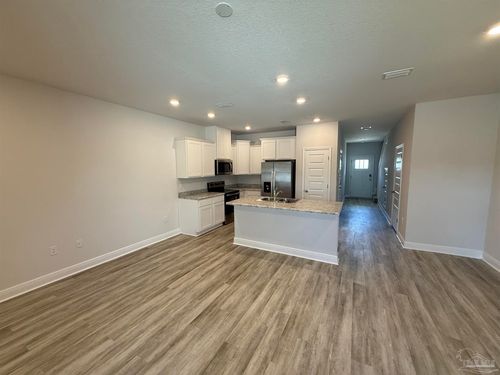 9052 Golden Eye Dr, Pensacola, FL, 32506-6169 | Card Image