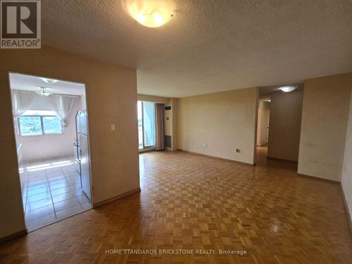 802-205 Hilda Avenue, Toronto (Newtonbrook West), ON, M2M4B1 | Card Image