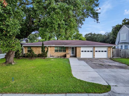 1939 1st St N, Texas City, TX, 77590-6101 | Card Image