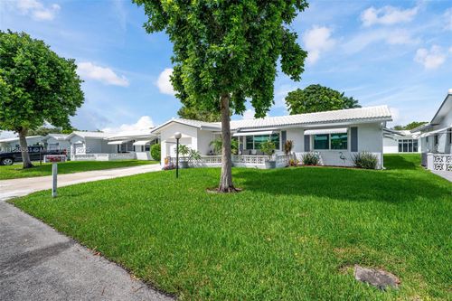 8213 Nw 14th St, Plantation, FL, 33322-4629 | Card Image