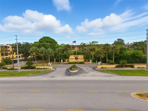 apt-311-5775 Park St N, ST PETERSBURG, FL, 33709-6324 | Card Image