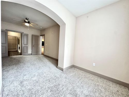apt-431-3660 Richmond Ave, Houston, TX, 77046-3609 | Card Image