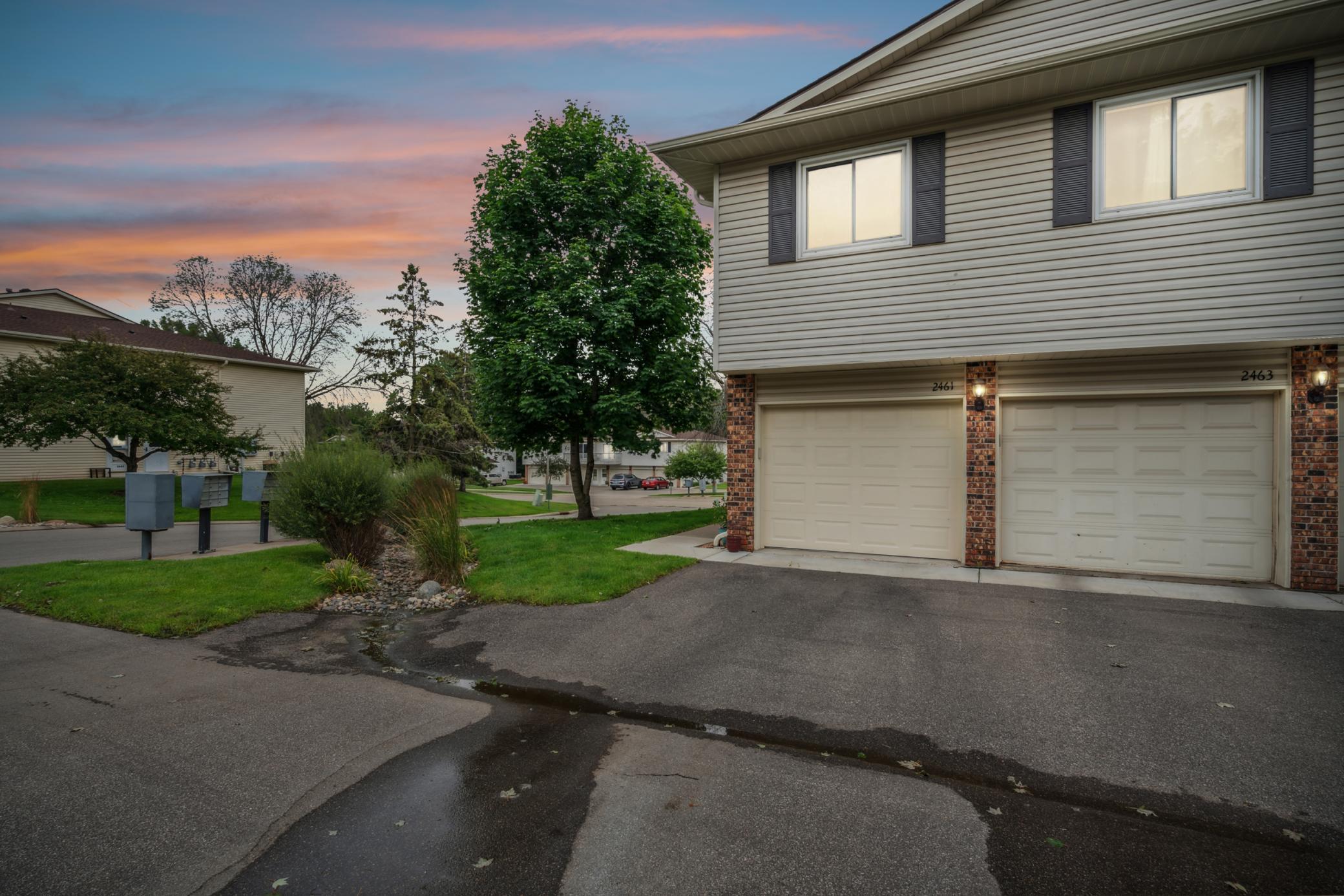 Grenadier Ave, Saint Paul, MN 55128