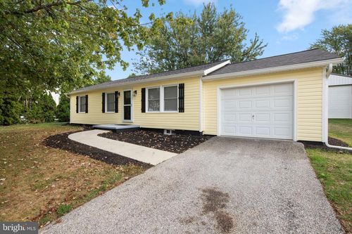 59 Pheasant Ridge Rd, Hanover, PA, 17331-9470 | Card Image