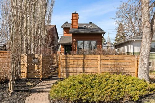 618 51 Ave Sw, Calgary, AB, T2V0A5 | Card Image
