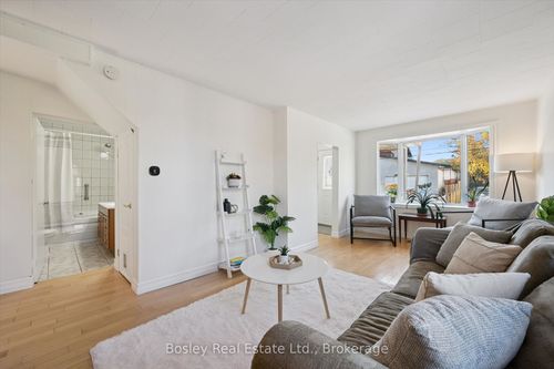 31 Jane Street, Guelph, ON, N1E4T2 | Card Image