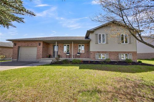 7 Windemere Ave, Tillsonburg, ON, N4G5M8 | Card Image