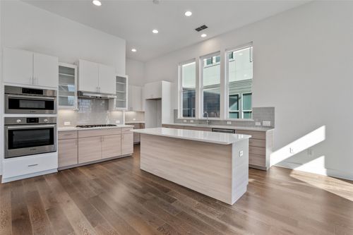 6300 Toscana Ave, Austin, TX, 78724-6226 | Card Image