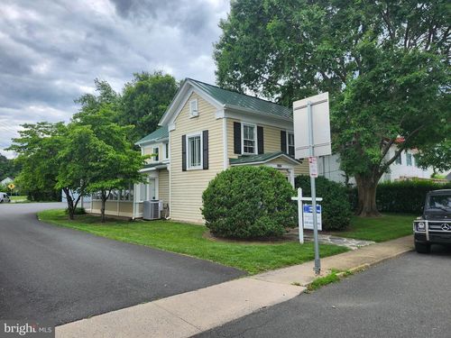 6491 Main St, THE PLAINS, VA, 20198-2248 | Card Image
