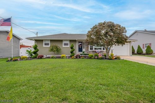 47 Nickel Ave, Sayreville, NJ, 08872-1722 | Card Image
