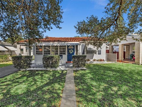 2539 Cleveland St, Hollywood, FL, 33020-3015 | Card Image