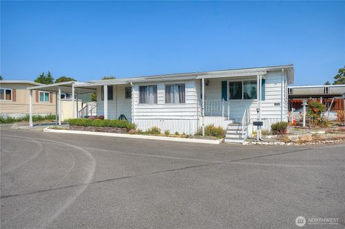 3232 S 181st Pl, SeaTac, WA, 98188-4933 | Card Image