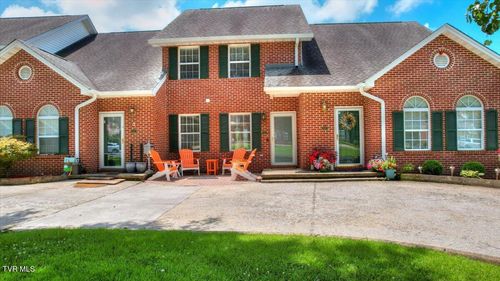 122 Eagle View Private Dr, Blountville, TN, 37617-5566 | Card Image