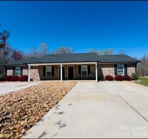 4427 Dillbrook Ln, Denver, NC, 28037-0519 | Card Image