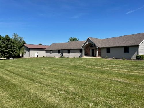 10416 Seaman Rd, Hebron, IL, 60034-8822 | Card Image