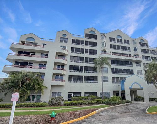 c206-2333 Feather Sound Dr, Clearwater, FL, 33762-8020 | Card Image