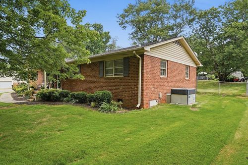 110 Harris Dr, Greer, SC, 29651 | Card Image