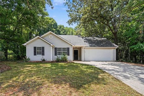 560 E Country Woods Dr, Covington, GA, 30016-4586 | Card Image