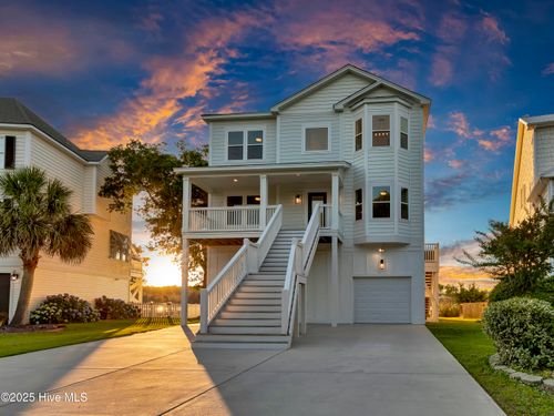 232 Shell Dr, Sneads Ferry, NC, 28460-8563 | Card Image