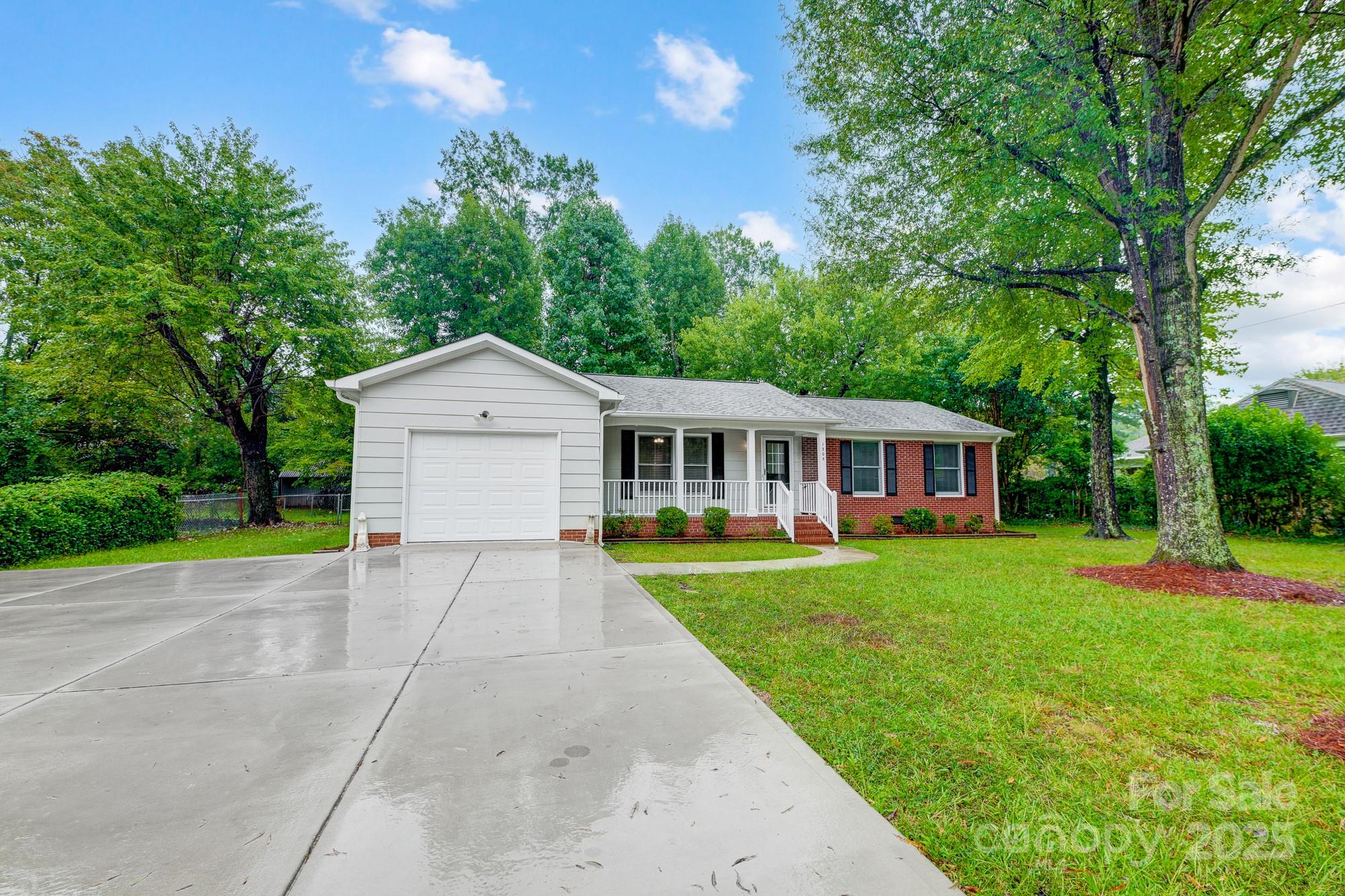 Rama Rd, Charlotte, NC 28211