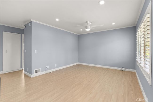 19860 Claremont Ln, Condo with 1 bedrooms, 1 bathrooms and 2 parking in Huntington Beach CA | Image 13