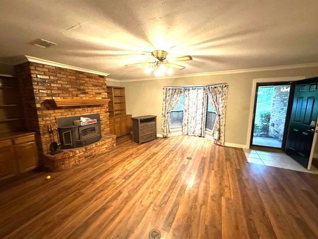 225 Jp Cave Rd, House other with 3 bedrooms, 2 bathrooms and null parking in Sherman TX | Image 4