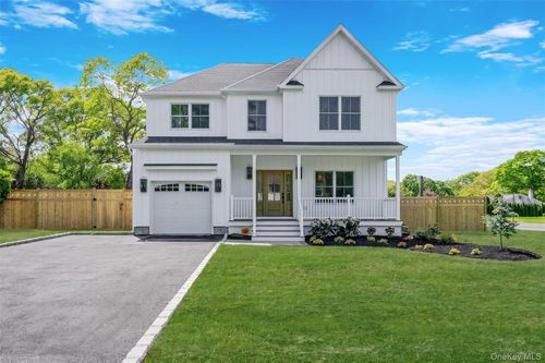 100 Bieselin Rd, Bellport, NY, 11713 | Card Image