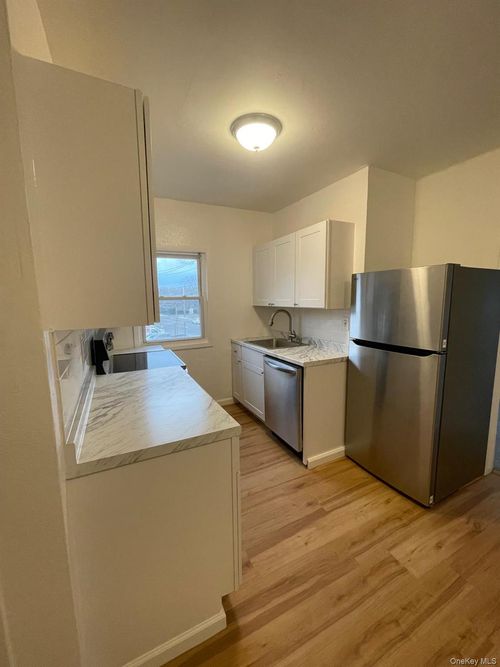 1b-1550 Montauk Highway, Brookhaven, NY, 11950 | Card Image