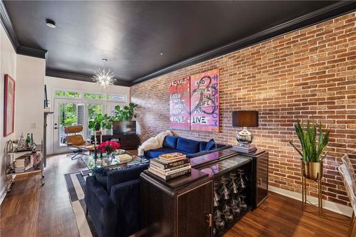 812 Creek View Ln, Roswell, GA, 30075-4997 | Card Image