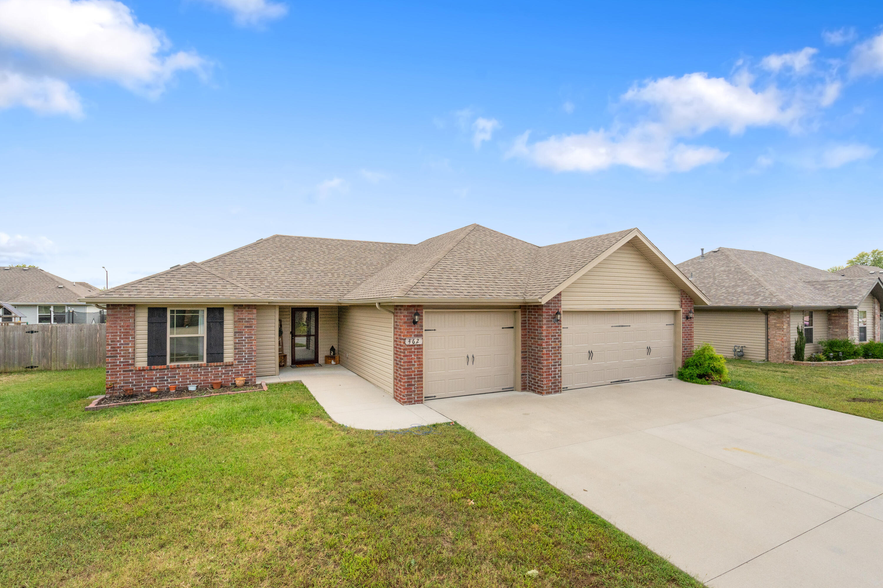Melody Ln, Republic, MO 65738