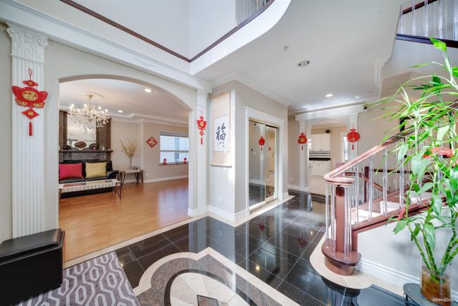 87 W 46 Th Avenue, House other with 6 bedrooms, 4 bathrooms and 5 parking in Vancouver BC | Image 3