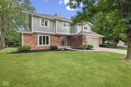 8213 Windhaven Cir, Indianapolis, IN, 46236-8714 | Card Image