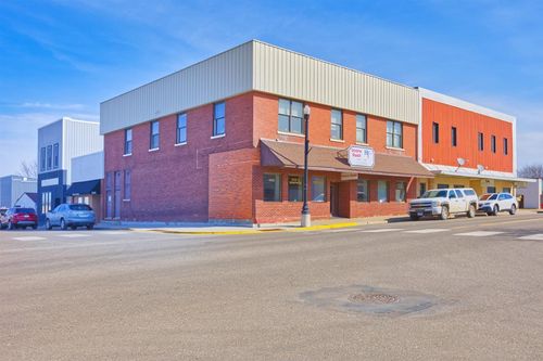 185 3rd St Sw, Cokato, MN, 55321-4595 | Card Image