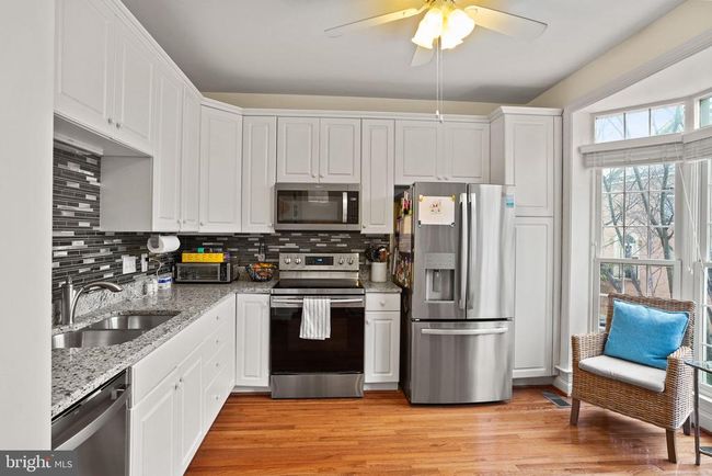 4170 Governor Yeardley Ln, Townhouse with 4 bedrooms, 4 bathrooms and null parking in FAIRFAX VA | Image 13