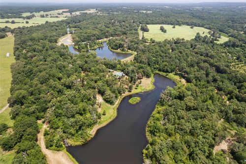 16 Lakeside Dr, Montalba, TX, 75853-0016 | Card Image