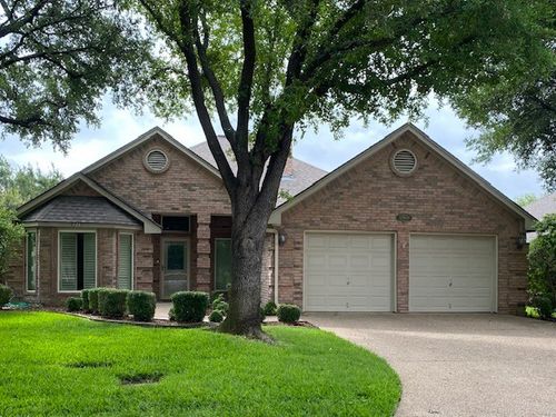 5969 River Bend Dr, Benbrook, TX, 76132-2739 | Card Image