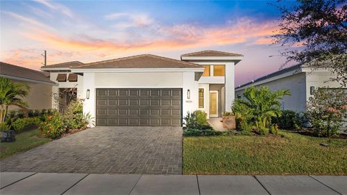 18324 Rockport Pl, LAKEWOOD RANCH, FL, 34211-1171 | Card Image