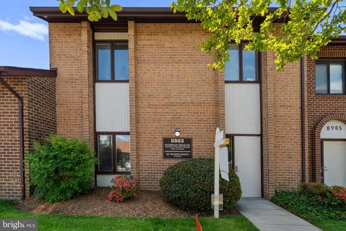 10-8983 Hersand Dr, BURKE, VA, 22015-1689 | Card Image