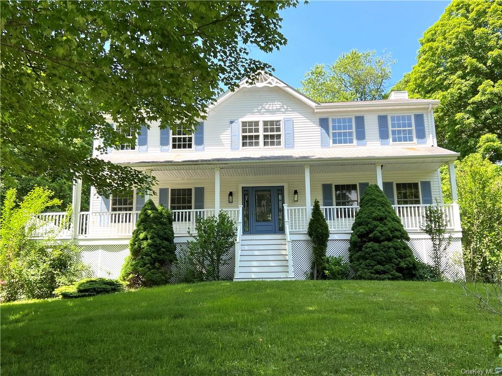 Oak Ridge Cir, Mahopac, NY 10541