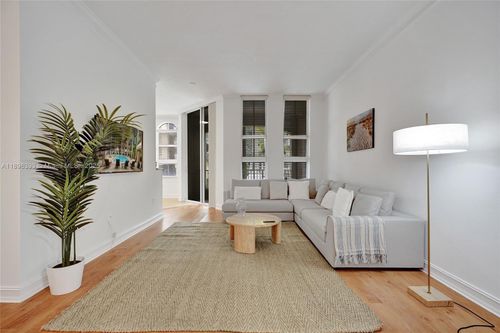 apt-220-3001 Ne 185th St, Aventura, FL, 33180-3339 | Card Image