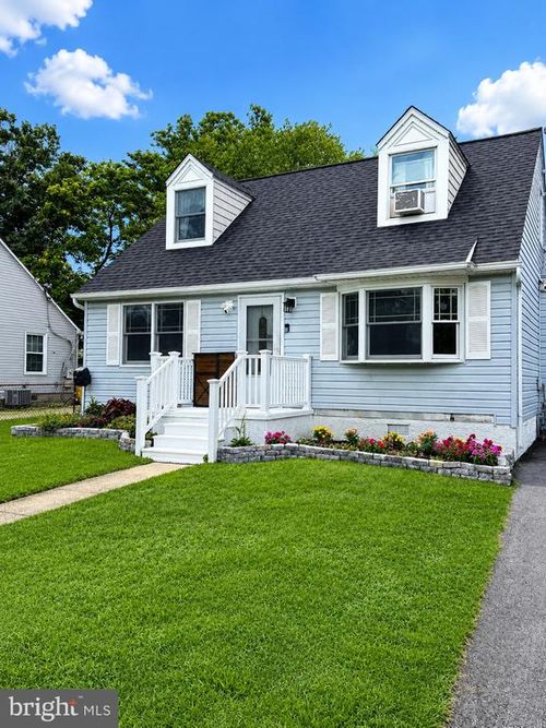 118 Bliss Ln, GLEN BURNIE, MD, 21060-7359 | Card Image
