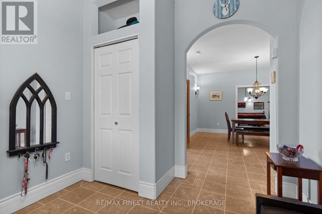 6955 County 2 Road, House other with 4 bedrooms, 2 bathrooms and 8 parking in Loyalist (Lennox and Addington - South) ON | Image 7