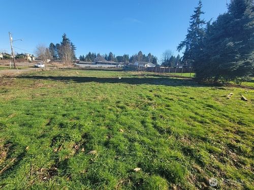 229 xx Kent Ct, Kent, WA, 98032 | Card Image