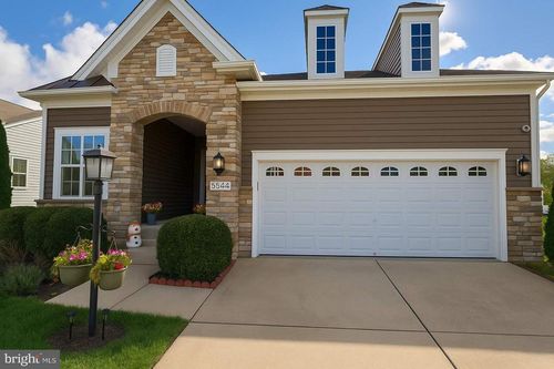 5544 Old Colony Ct, WHITE PLAINS, MD, 20695-4157 | Card Image