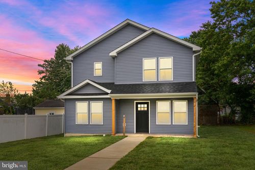 822 Third Ave, CROYDON, PA, 19021-7449 | Card Image