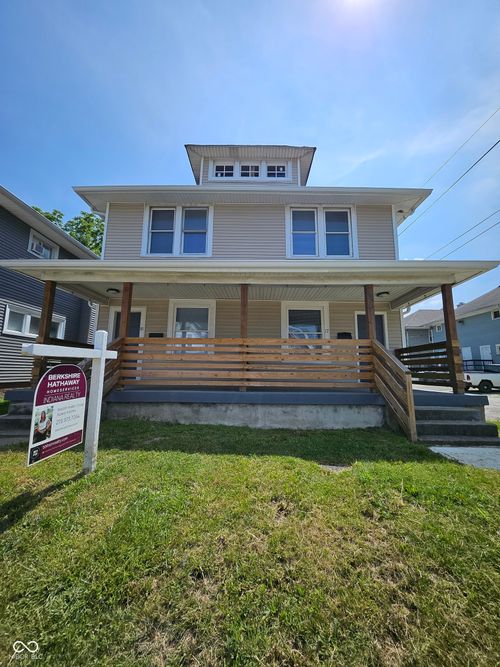 19 Parkview Ave, Indianapolis, IN, 46201-3152 | Card Image