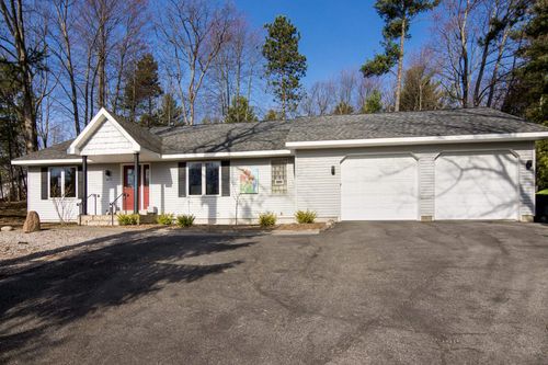 4473 Paper Birch Ln, Traverse City, MI, 49686-3823 | Card Image