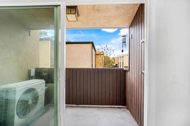 UNIT-215 - 3454 Castle Glen Dr, Condo with 3 bedrooms, 2 bathrooms and 1 parking in San Diego CA | Image 25