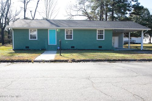 216 E Webster St, Whiteville, NC, 28472-4250 | Card Image